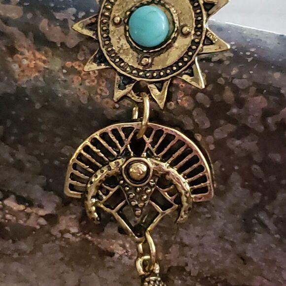 New! Artisan Goddess Snake Earrings - Picture 12 of 15